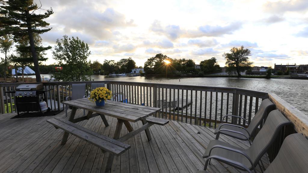 Riverfront Cottages واساغا بيتش المظهر الخارجي الصورة